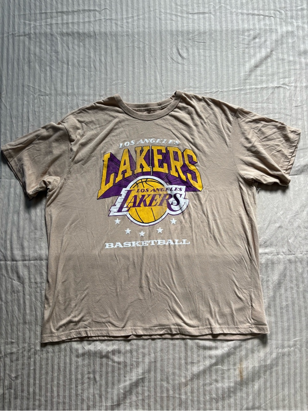 Los Angeles Lakers Basketball NBA Brand Men’s Beige Shirt Size XXL Basketball